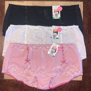 New With Tags Beautiful Lace Maidenform Boyshorts Lot: Size Large